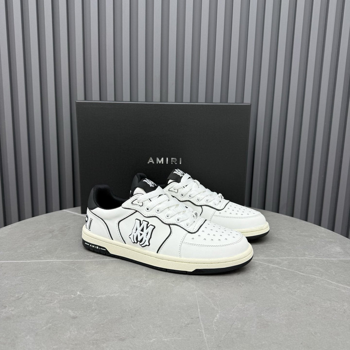 Amiri Contrast Panel Low-Top Sneakers